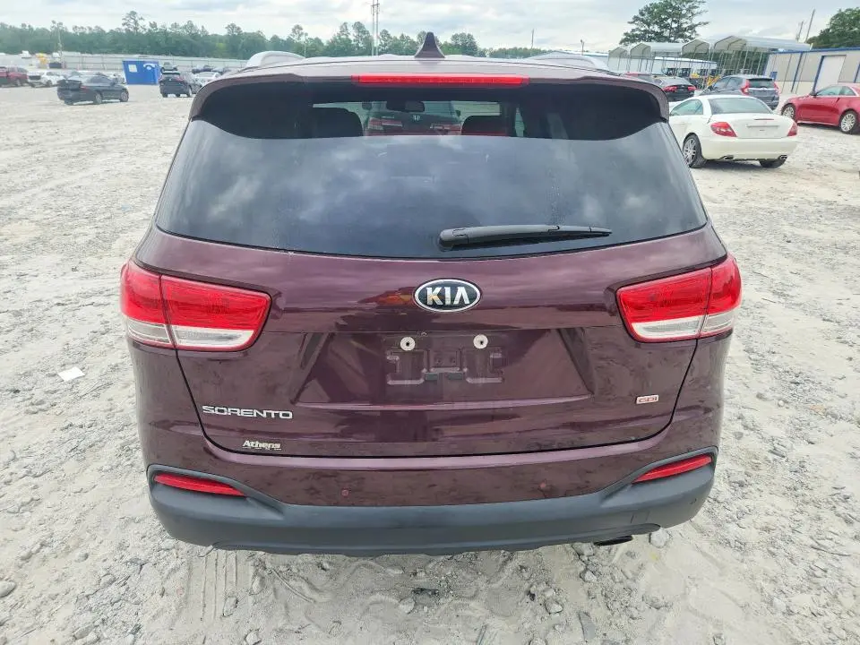 2017 KIA SORENTO LX  