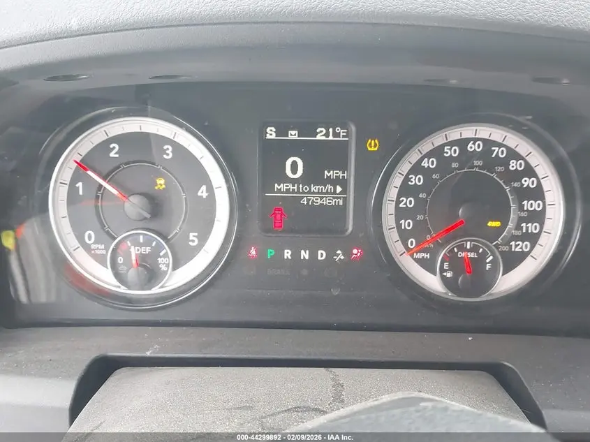 2018 RAM 1500 TRADESMAN  4X4 6'4 BOX