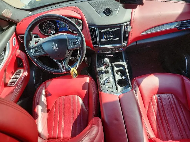 2017 MASERATI LEVANTE LUXURY  