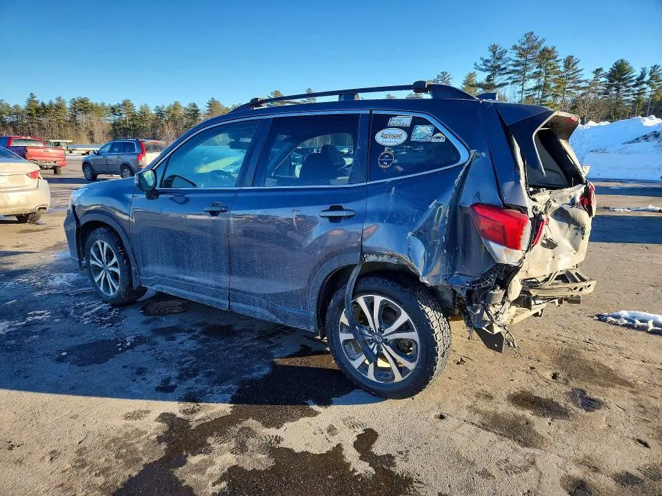 2021 SUBARU FORESTER LIMITED  