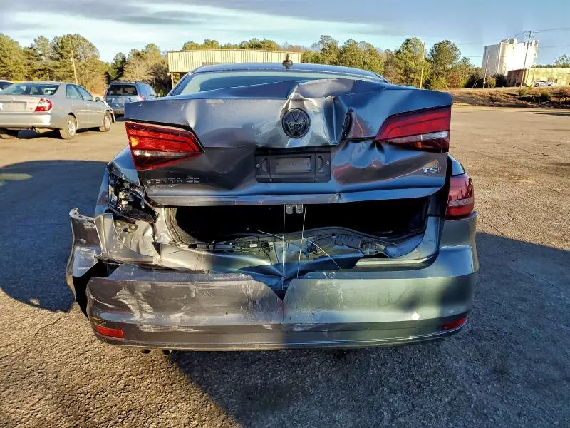 2016 VOLKSWAGEN JETTA SE  