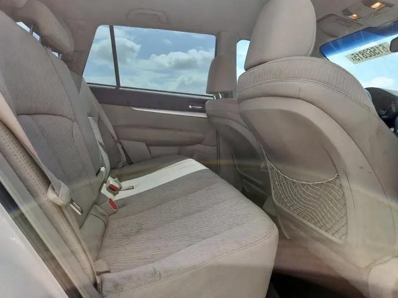 2012 SUBARU OUTBACK 2.5I PREMIUM  
