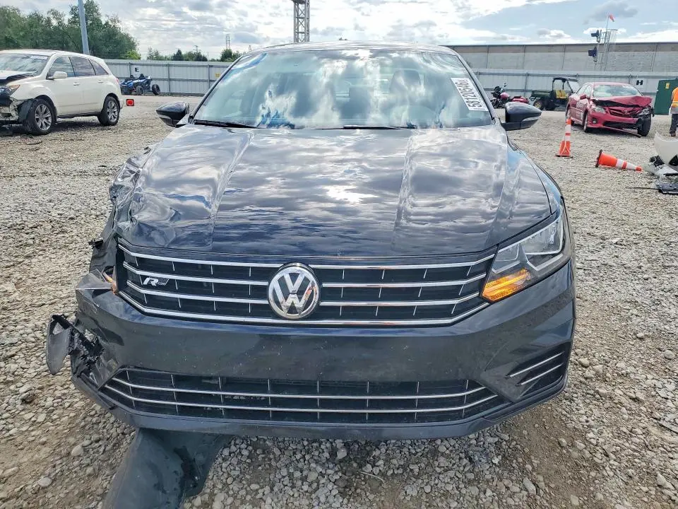 2018 VOLKSWAGEN PASSAT S  