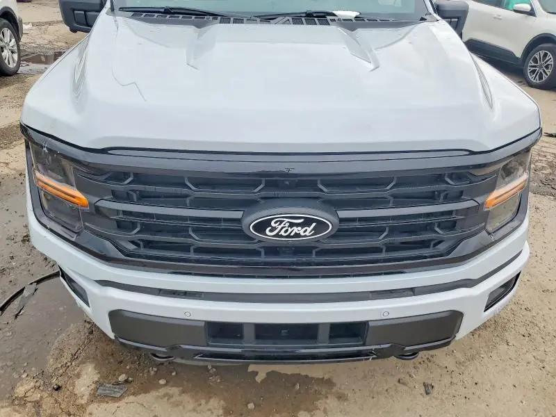 2025 FORD F150 XLT  