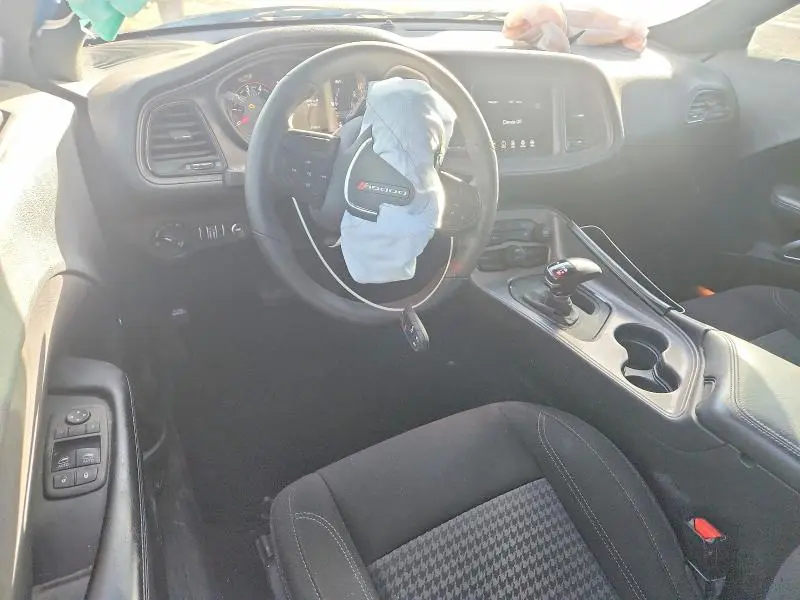 2023 DODGE CHALLENGER SXT  