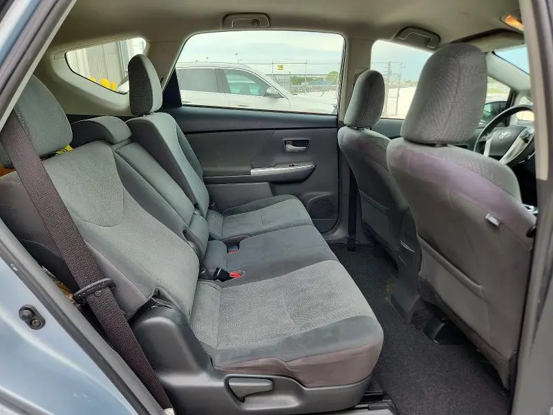 2013 TOYOTA PRIUS V THREE  