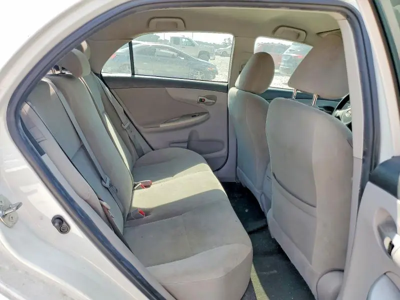 2012 TOYOTA COROLLA LE  