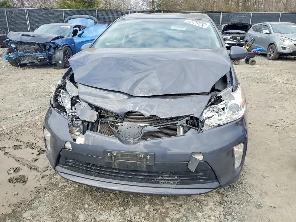 2015 TOYOTA PRIUS TWO  