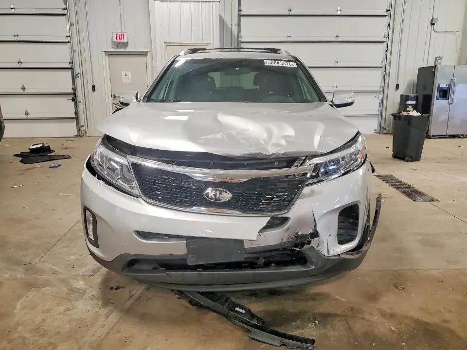 2014 KIA SORENTO LX  