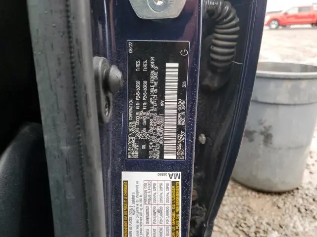 2023 TOYOTA 4RUNNER SE