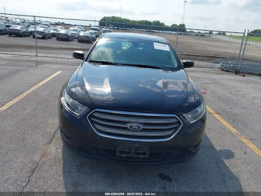 2016 FORD TAURUS SE