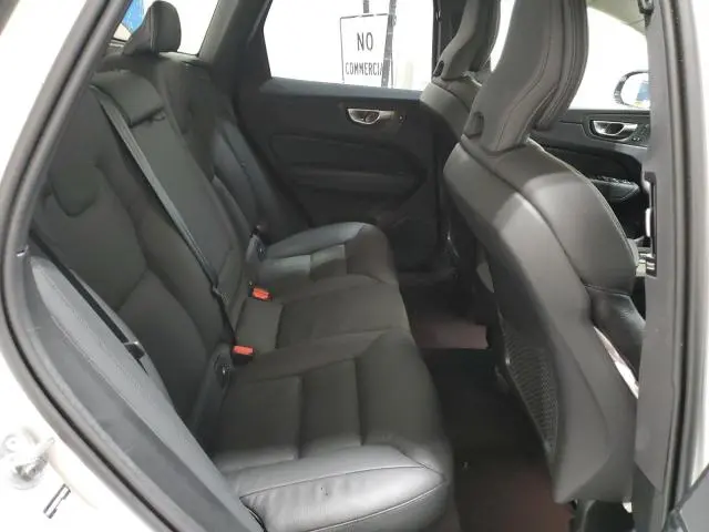 2025 VOLVO XC60 PLUS  