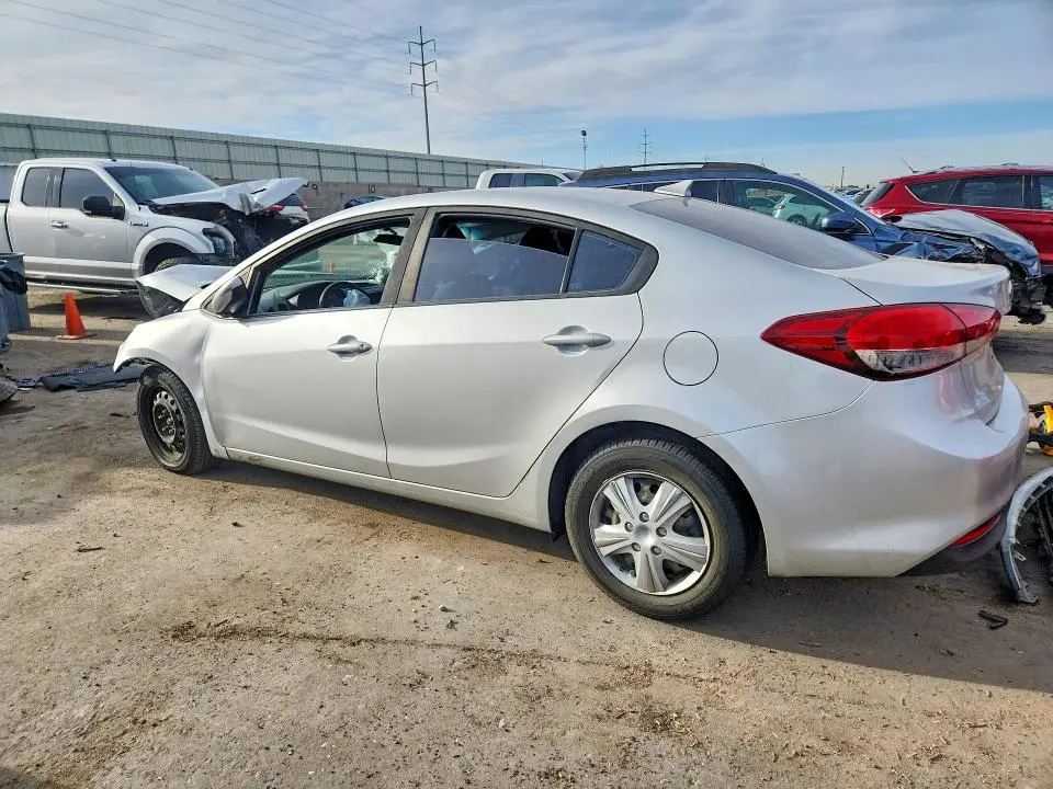 2018 KIA FORTE LX  