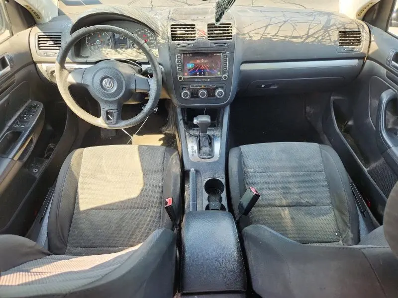 2010 VOLKSWAGEN JETTA S   