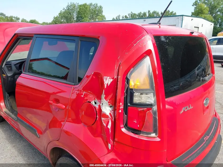 2011 KIA SOUL +