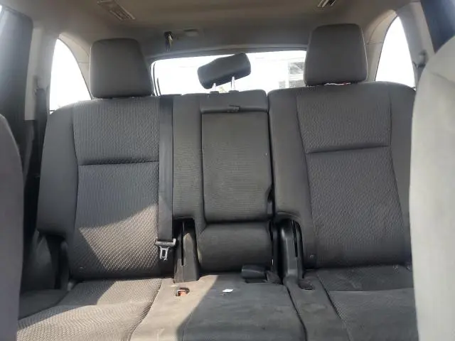 2015 TOYOTA HIGHLANDER LE  