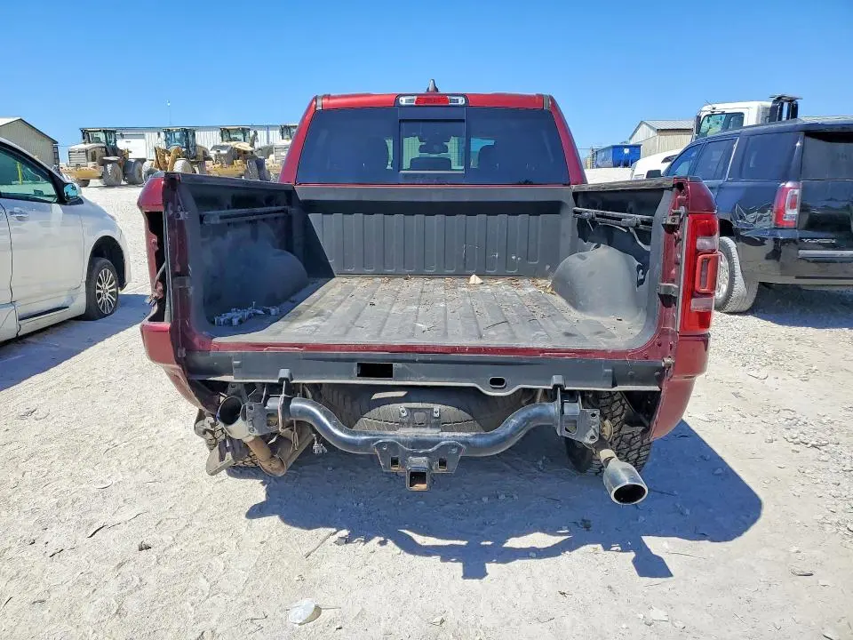 2019 RAM 1500 LARAMIE  