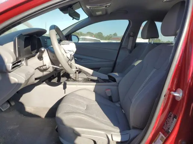 2023 HYUNDAI ELANTRA SE