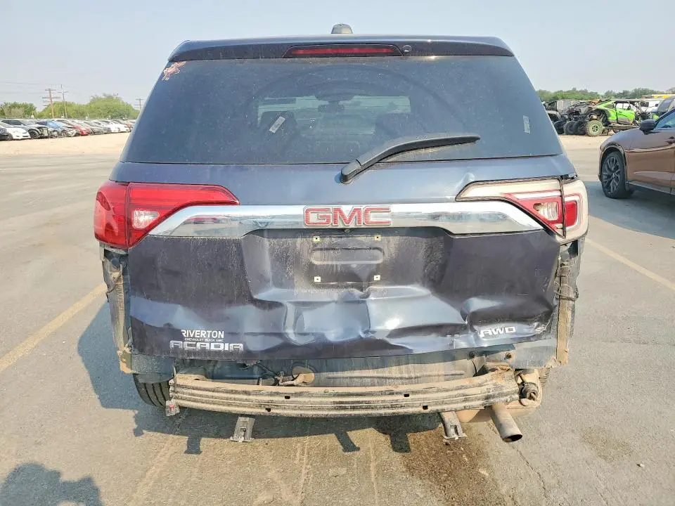 2018 GMC ACADIA SLE  
