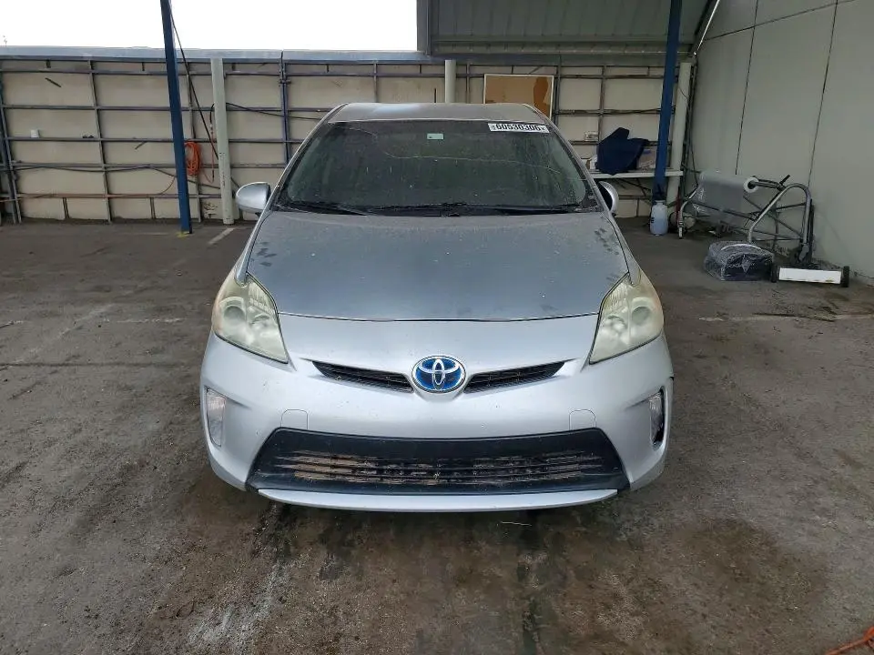 2013 TOYOTA PRIUS TWO  