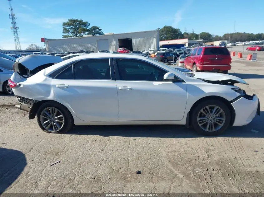 2017 TOYOTA CAMRY SE