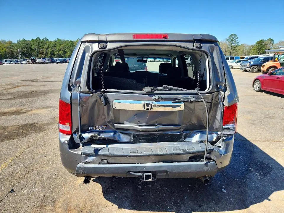 2011 HONDA PILOT LX  