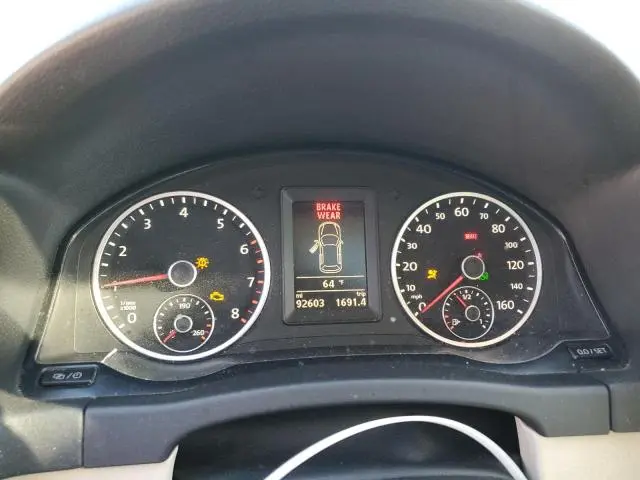2013 VOLKSWAGEN TIGUAN S  