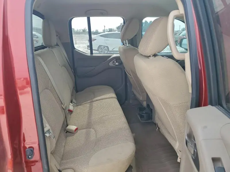 2016 NISSAN FRONTIER S  