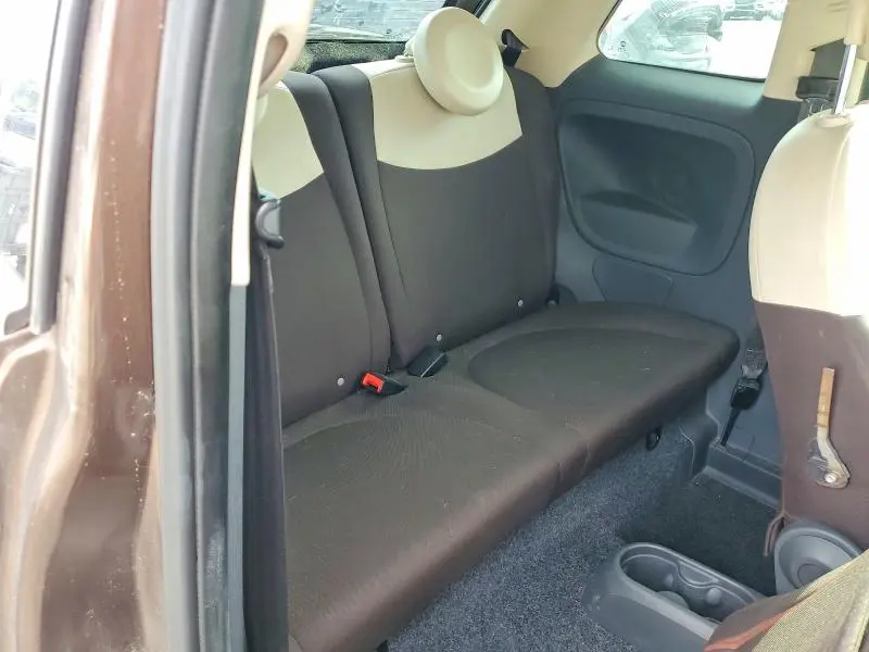 2013 FIAT 500 POP  