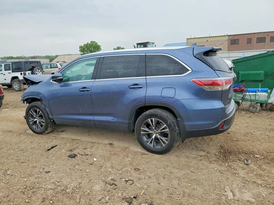 2016 TOYOTA HIGHLANDER XLE  