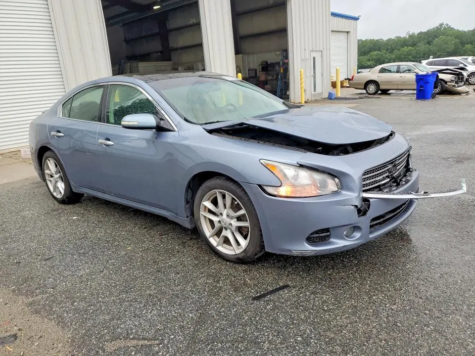 2010 NISSAN MAXIMA 3.5 S  