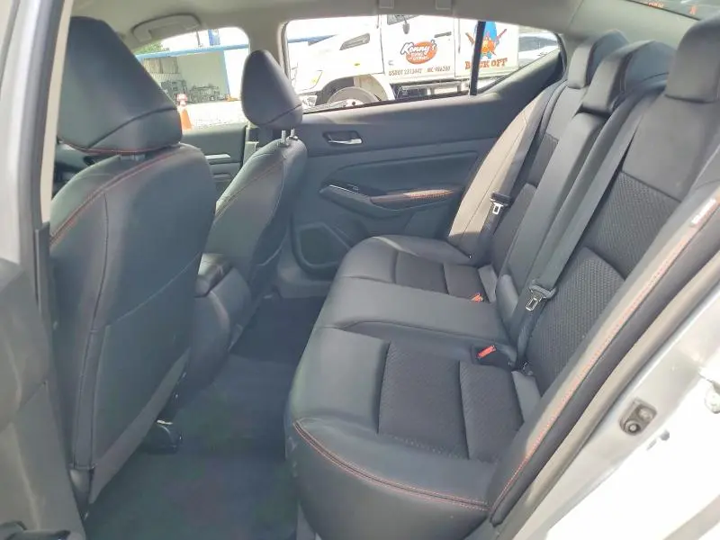 2023 NISSAN ALTIMA SR  