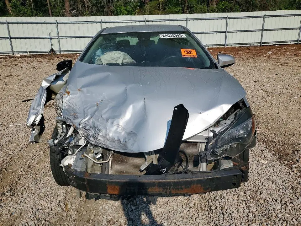 2017 TOYOTA COROLLA LE  