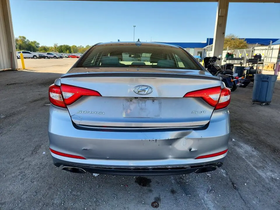 2015 HYUNDAI SONATA SPORT  