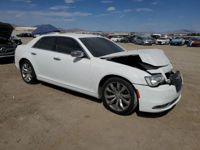 2019 CHRYSLER 300 LIMITED  