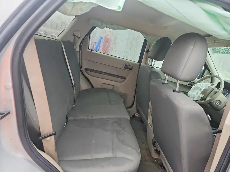 2010 FORD ESCAPE XLS  