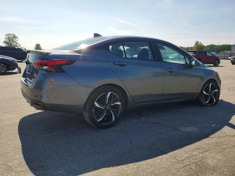 2024 NISSAN VERSA SR  