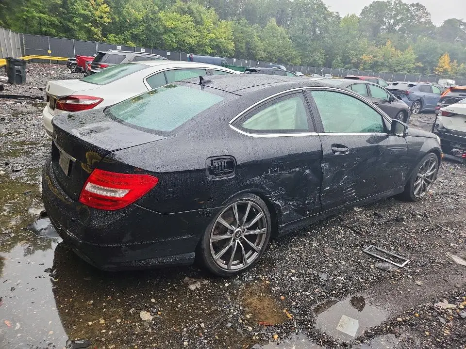 2015 MERCEDES-BENZ C 250  