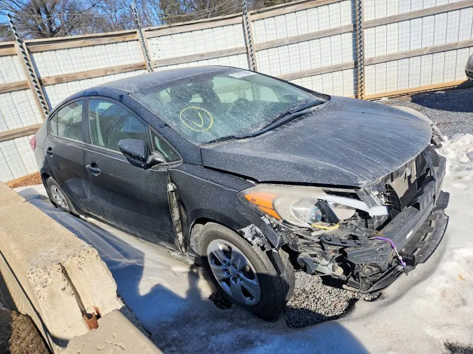2016 KIA FORTE LX  