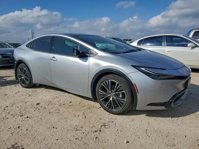 2024 TOYOTA PRIUS LE  