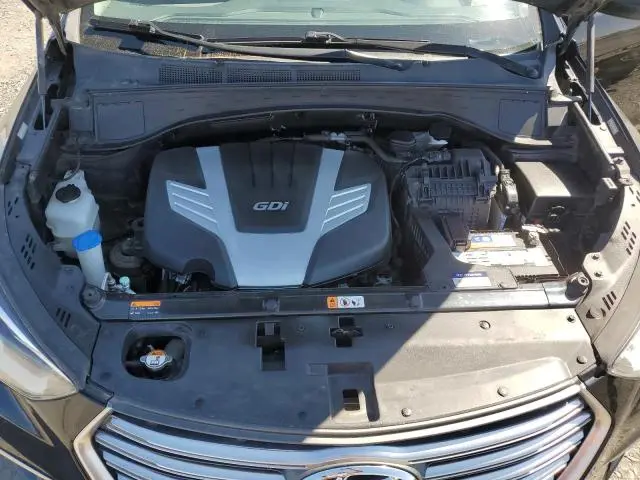 2017 HYUNDAI SANTA FE SE  