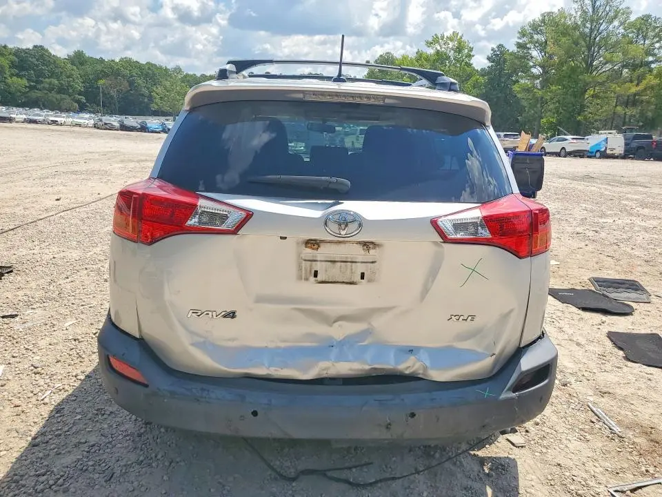 2014 TOYOTA RAV4 XLE  