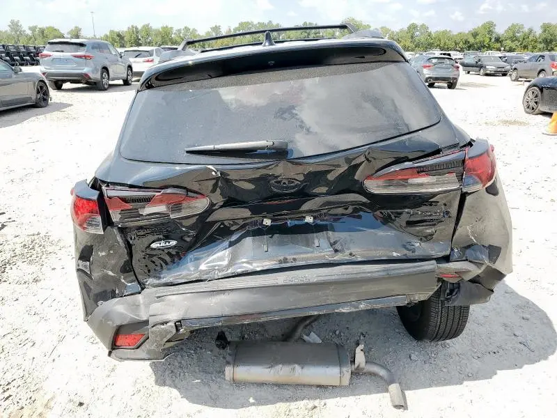 2024 TOYOTA COROLLA CROSS SE  