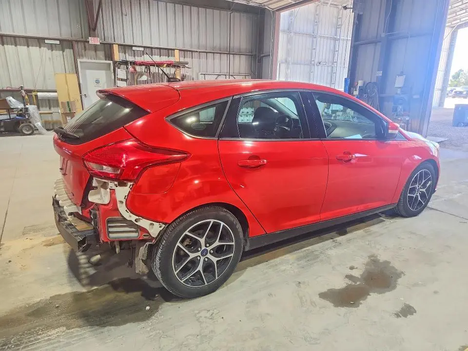 2017 FORD FOCUS SEL  