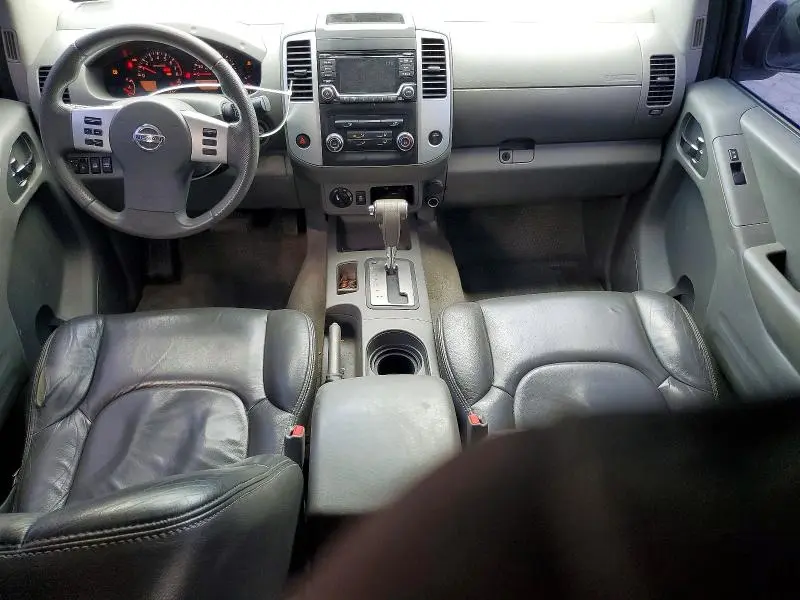 2016 NISSAN FRONTIER SV  