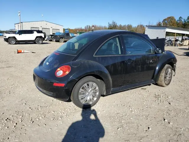 2010 VOLKSWAGEN NEW BEETLE   