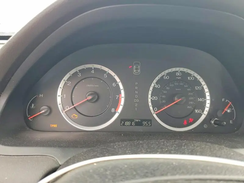 2010 HONDA ACCORD LX  