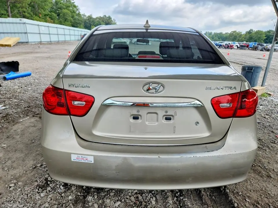 2010 HYUNDAI ELANTRA GLS  