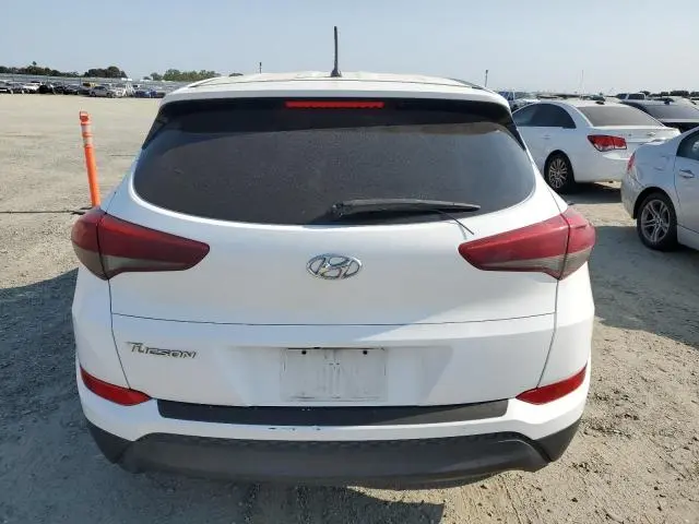 2018 HYUNDAI TUCSON SE  