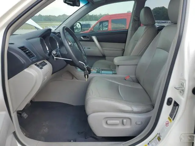 2013 TOYOTA HIGHLANDER BASE  